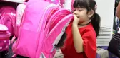 Çocuğunuzun sırtına fazla yük bindirmeyin !