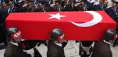 Hakkari'de ağır yaralanan asker şehit oldu