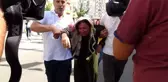HDP il binası önündeki eylemin sembol ismi, babasının ölüm haberini alınca yıkıldı