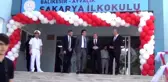 Ayvalık'ta Vali Yazıcı'dan Sakarya İlkokulunun yeni binasına görkemli açılış