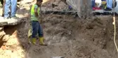 İzmir torbalı'da belediye ekipleri enkaz kaldırma çalışmalarına başladı