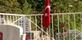 Şehit öğretmenin ailesine anlamlı hediye