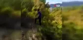 Kayıp Emin dedeyi bulan jandarma ve AFAD, ambulansa kadar sırtında taşıdı