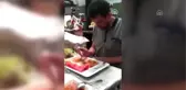12 yıl sonra eli titremeden yemek yedi