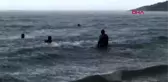 Antalya şiddetli rüzgar ve doluya sahilde yakalandılar