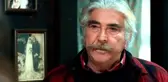 71 yaşındaki Erdal Özyağcılar'dan mesleki itiraf: Rol gereği öpüşmeyenleri anlamıyorum, ben öpüşürüm!