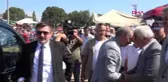 Bakan kasapoğlu boğa güreşlerini izledi