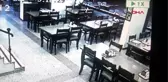 İzmir çoruh'a saldıran grubun, restoranı birbirine kattığı görüntüler ortaya çıktı