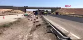 Kırıkkale tır devrildi, dorsedeki ürünler yola saçıldı