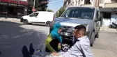 Kazada yaralanan genç: Beni bırakın anneme müdahale edin