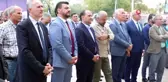 Mete Yarar kitaplarını Manisalılar için imzaladı