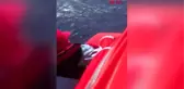 Yatları su almaya başladı,imdat çağrılarına lüks yolcu gemisi cevap verdi