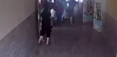 Kadın öğretmenin veli tarafından dayak yediği anlar kameraya yansıdı