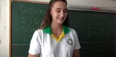 Adlin, ilk maaşıyla öğrencileri sevindirdi