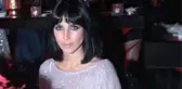 Mini elbisesiyle büyüleyen Zehra Çilingiroğlu güzellik sırrını açıkladı: Ergenlik bitti, yüzüm oturdu!
