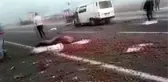 Minibüs ile tır çarpıştı: 2 ölü, 1 yaralı