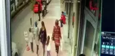 Elazığ'da pompalı saldırı anı kamerada