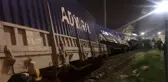 Halkapınar'da yük treni raydan çıktı