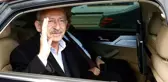 Kemal Kılıçdaroğlu, otostop çeken öğrencileri minibüsüne aldı