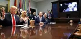 NASA'daki kadın astronotlardan bir ilk! Trump canlı yayınla bağlandı