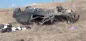 Tarlaya devrilen otomobilin sürücüsü öldü