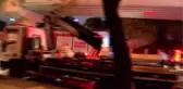 Takla atan otomobilde sıkışan sürücü yarım saatte kurtarıldı