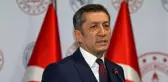 Bakan Selçuk, Diyarbakır'da öğretmenin veli tarafından darbedilmesine tepki gösterdi