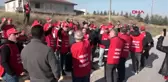 Eskişehir yürüyüşlerine izin verilmeyen işçiler oturma eylemine başladı