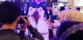 Bu düğünde gelinler de damatlar da ikiz
