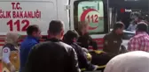 Motorlu kurye ile ticari taksi çarpıştı