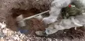 PKK'nın silah ve yaşam malzemeleri toprak altında bulundu