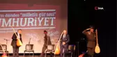 Ozanlar 'Cumhuriyet' için söyledi
