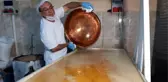 Çölyak hastası oğlu için özel helva ve pişmaniye üreten baba, siparişlere yetişemiyor