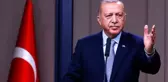 AK Partili Mustafa Yeneroğlu, Cumhurbaşkanı Erdoğan'ın çağrısı üzerine partisinden istifa etti