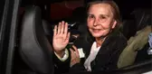 Hakkında tahliye kararı verilen Nazlı Ilıcak cezaevinden çıktı: İçeride kalanları Allah kurtarsın