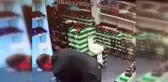 Fatih'te ayakkabı mağazasında hırsızlık kamerada