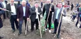 İzmir-kınık'ta 80 bin fidan toprakla buluşturuldu