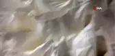 Böceklenmiş unları çuvallarken suçüstü yakalandılar