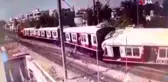 Hindistan'daki tren kazasının görüntüleri ortaya çıktı