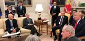 Cumhuriyetçi senatör Lindsey Graham, Erdoğan ve Trump'ın karşısında bacak bacak üstüne atarak oturdu