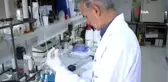 Morötesi ışınlarla görülebilen sıvı sprey SAÜ'de üretildi