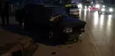 Otomobil ile çarpışan motosikletteki çift, yaralandı