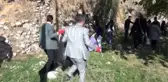 Cizreli öğrenciler cadde ve sokakları temizledi