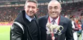 Harry Kewell'a maç öncesinde plaket verildi