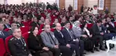 Erzincan'da adaylığı kaldırılan öğretmenler yemin etti