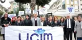 25 öğrencisine istismarla suçlanan öğretmen, sınıfın camlarını kağıtla kapatmış!