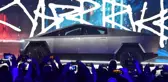 Musk: Tanıtımda yaşanan skandala rağmen 200 bin adet sipariş aldık