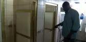 Yıllardır cami tuvaleti temizleyen Gineli Toure Türkiye'de çok mutlu