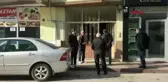 Bursa başına dayadığı tabancayla ağır yaralandı
