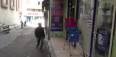 Farkındalık için engellileri ücretsiz tıraş ediyorlar